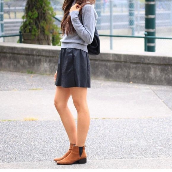 Wilfred Free Vegan Leather Skirt - Picture 2 of 7